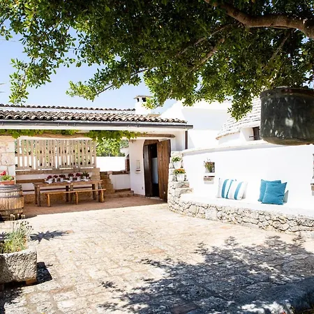 Trullocinquepunte Villa