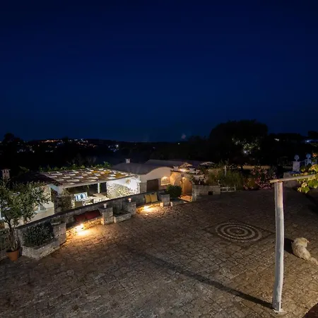 Trullocinquepunte Villa